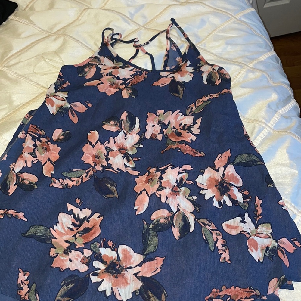 Blouse with flowers